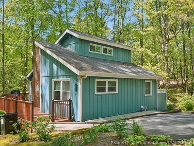 416 Harbor Trce W, Sanford, NC, 27332