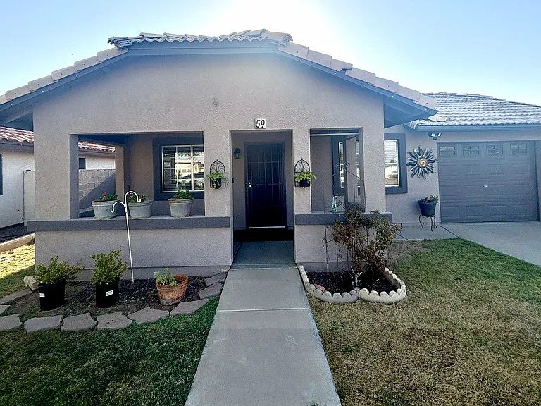 59 N Alta Ave — Photo 4