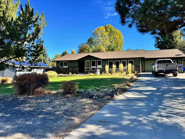 61180 Ladera Rd, Bend, OR 97702