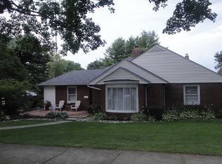 15 S Fairview St, Nazareth, PA 18064