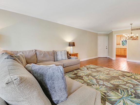 5th image of 1 Westwood Avenue #104f