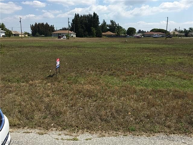 1st image of 113 SW 22nd Ave