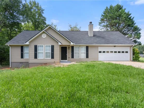 683 Ash Wood Ln, Cleveland, GA 30528