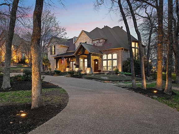 2nd image of 608 King Ranch Rd