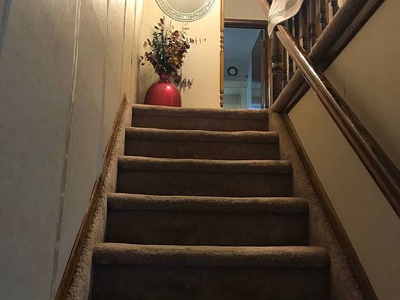 3rd image of 67 Littlefield Ave