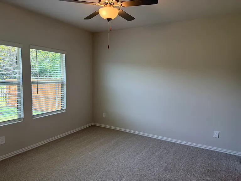 6212 Chickney Dr — Photo 13