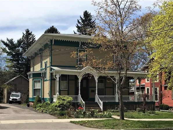 306 Main St, Brockport, NY 14420