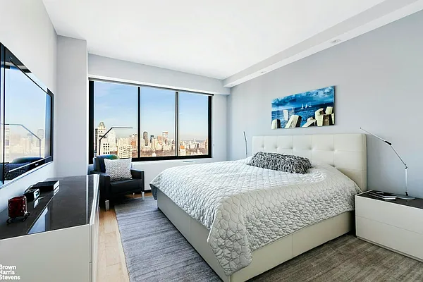 Rented by Brown Harris Stevens | media 4