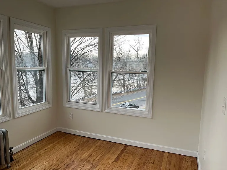 752 Alden St #1 — Photo 9
