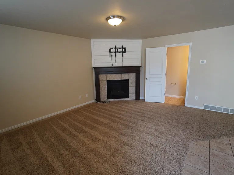 883 S Daisy Dr — Photo 39