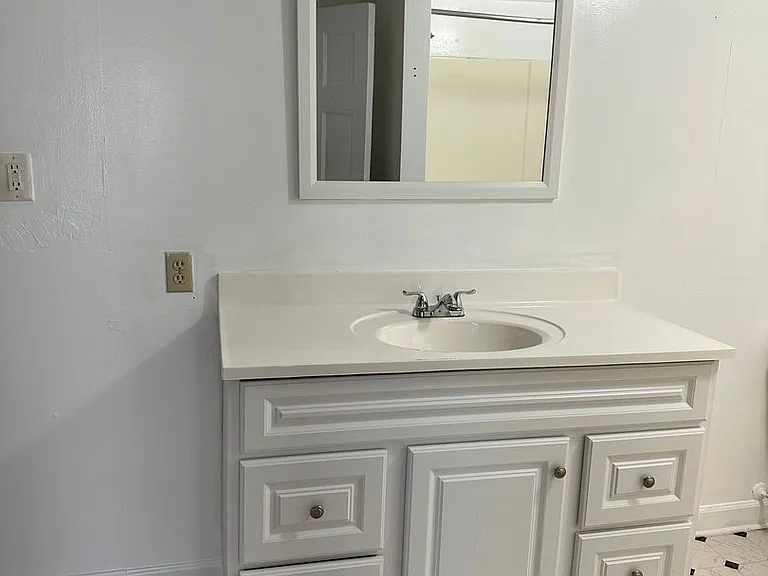 101 Griffin Ave — Photo 5