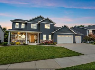 W6018 Ryford St, Menasha, WI 54952