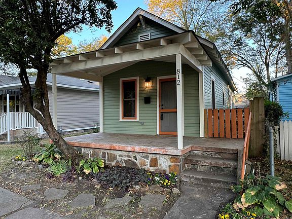 2nd image of 812 Orange St