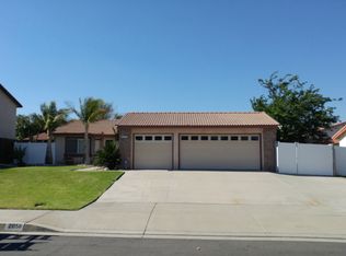 2058 W Fairview Dr, Rialto, CA 92377