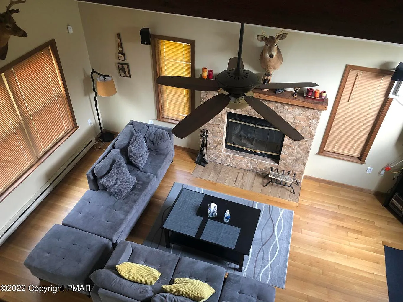 4 bed, 1971 sqft, $2,000 — Photo 2