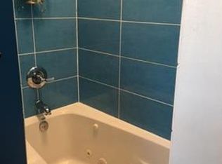 523 NW North Shore Dr, Kansas City, MO 64151