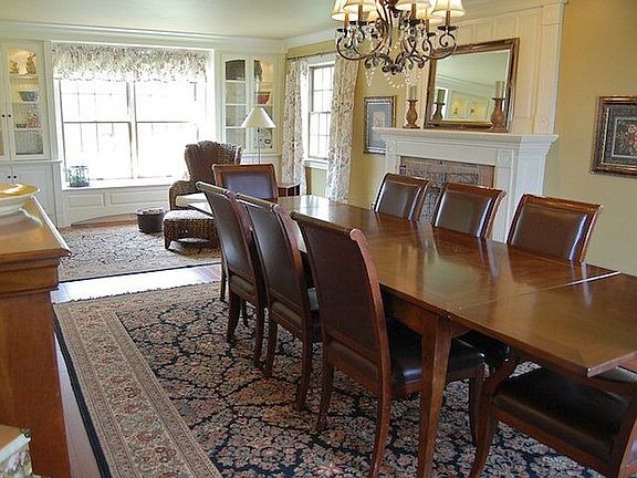 4th image of 1867 Westover Ct