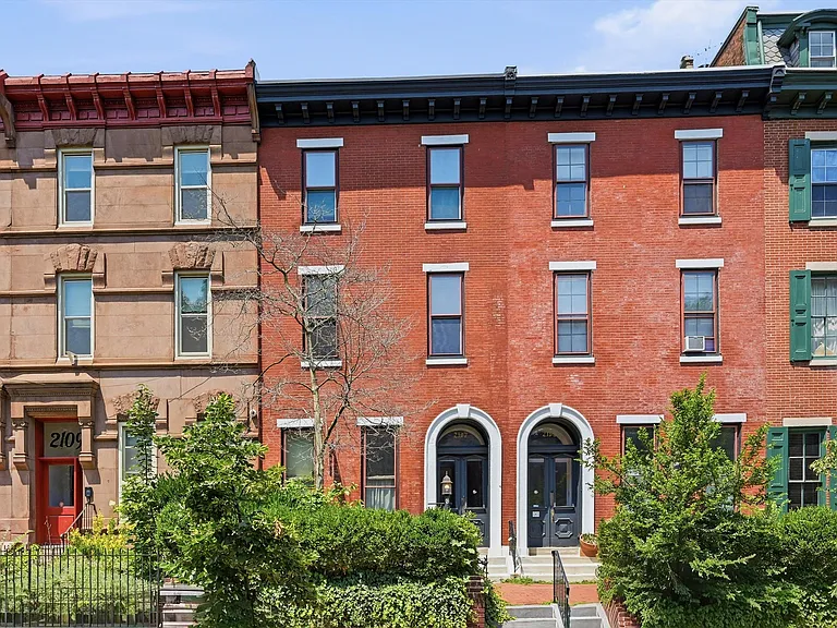2107 Green St #2FF — Photo 13