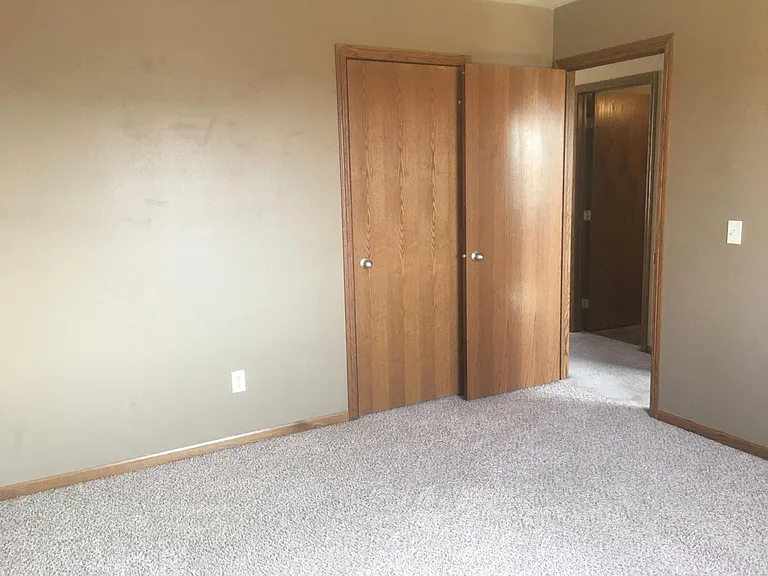 705 N Quartz Ave — Photo 8