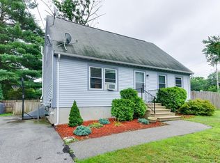 2 Van Norden Rd, Burlington, MA 01803