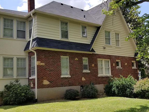 2nd image of 2124 Walnut Pl #1