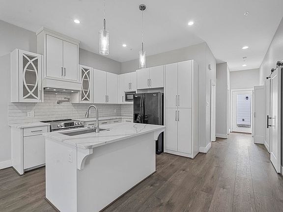 5th image of 1146 Kathy Ln