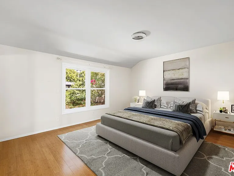 2120 Linda Flora Dr — Photo 13