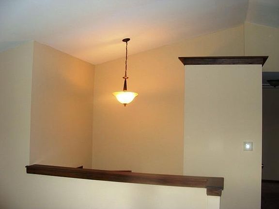2nd image of 30 Creekside Dr
