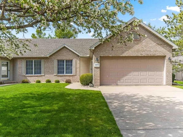 1033 Linden St, Morton, IL 61550