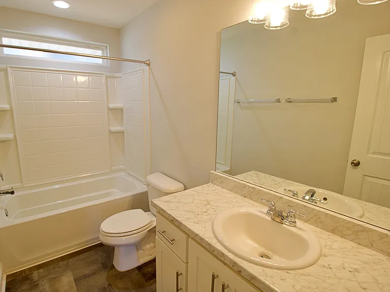 326 Fairview Cir — Photo 14