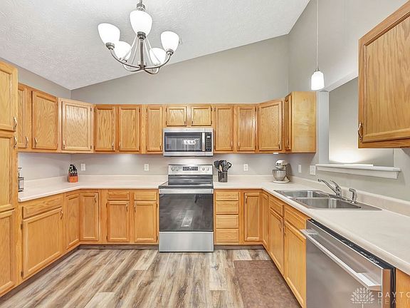 4th image of 4119 Vitek Dr