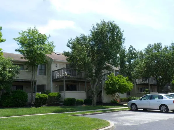439 London Ct #Ii, Egg Harbor Township, NJ 08234