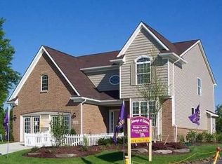 3850 Taylor Ln, Saline, MI 48176