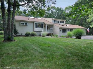 4 Azalea Way, Coventry, RI 02816