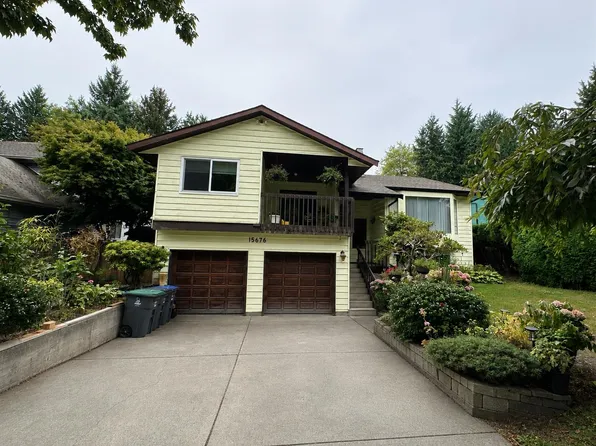 15676 97a Ave, Surrey, BC V4N 2T9