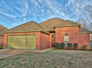 606 Oakview Way, Byram, MS 39272
