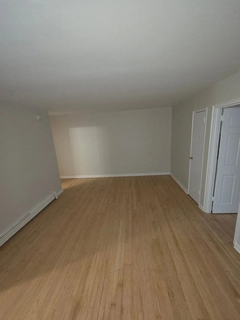 3517 Charles Ct — Photo 3