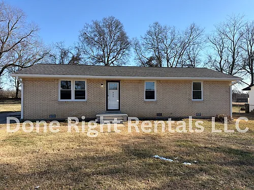 925 Rose Dr Photo 1
