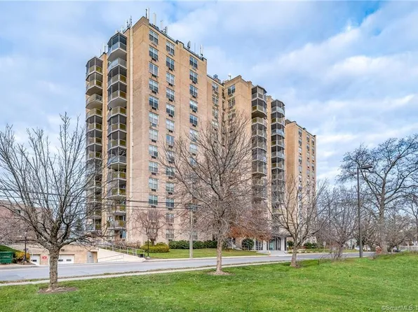 1 Strawberry Hill Court #9A, Stamford, CT 06902
