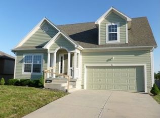 20561 W 201st St, Spring Hill, KS 66083