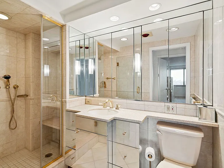 2401 Pennsylvania Ave #15A2 — Photo 23