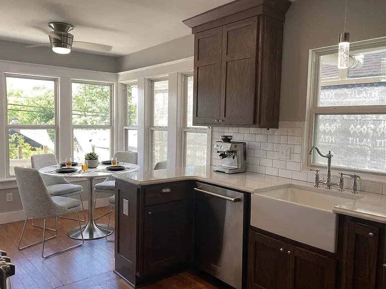 4624 Fairmount Ave — Photo 10