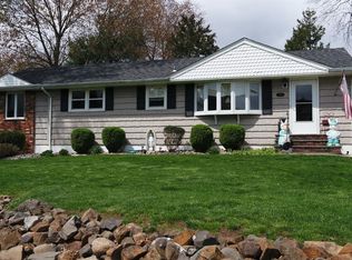 108 Woodrow St, Middlesex, NJ 08846