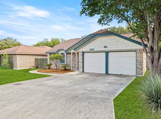 9422 Woodland Hls, San Antonio, TX 78250