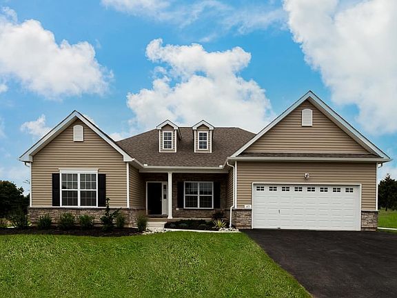 Woodbury Traditional Exterior