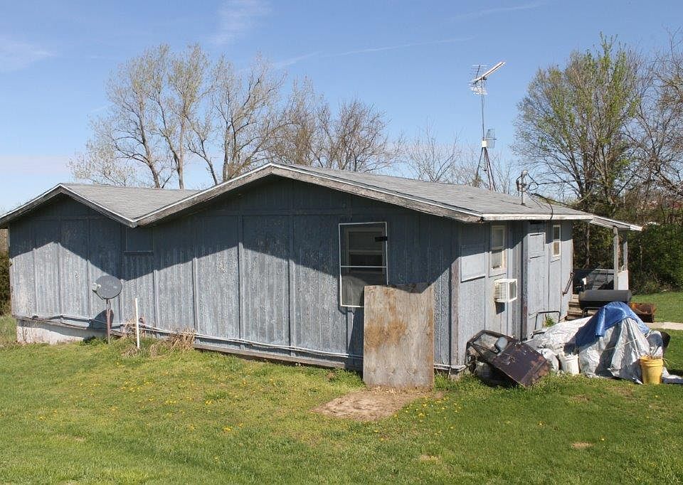 2nd image of 16978 State Highway B
