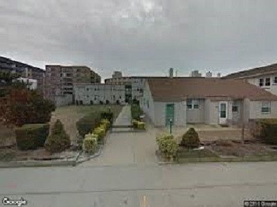 2nd image of 828 East Broadway