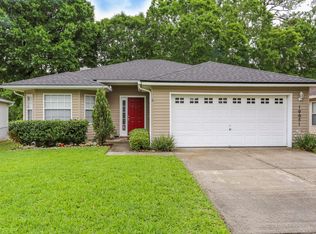 10051 Govern Ln, Jacksonville, FL 32225