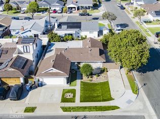 8931 Breakers Dr, Huntington Beach, CA 92646