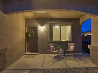 908 Crown Ct NE, Rio Rancho, NM 87124